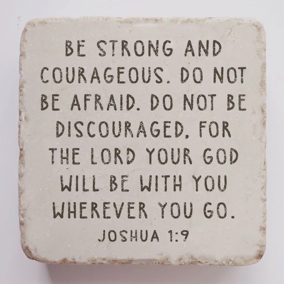 Meet your Posher, Hannah - Picture 3 of 6